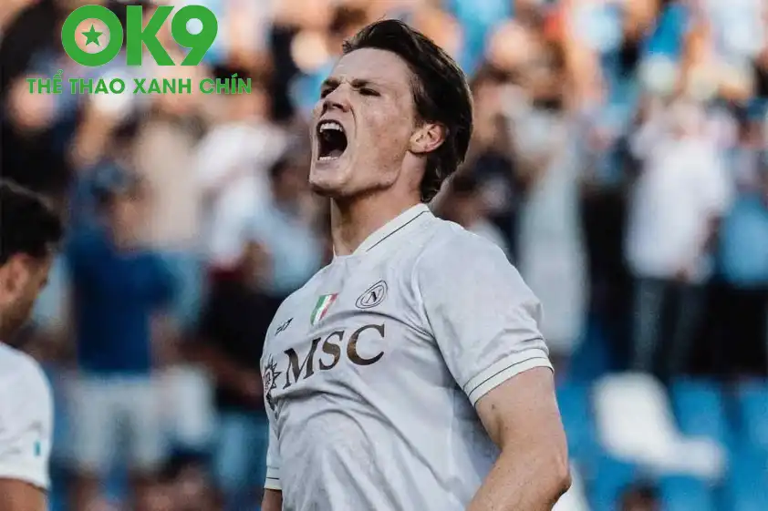McTominay ăn mừng sau bàn thắng mở tỷ số cho Napoli (Ảnh: Napoli SSC). McTominay ăn mừng sau bàn thắng mở tỷ số cho Napoli (Ảnh: Napoli SSC).