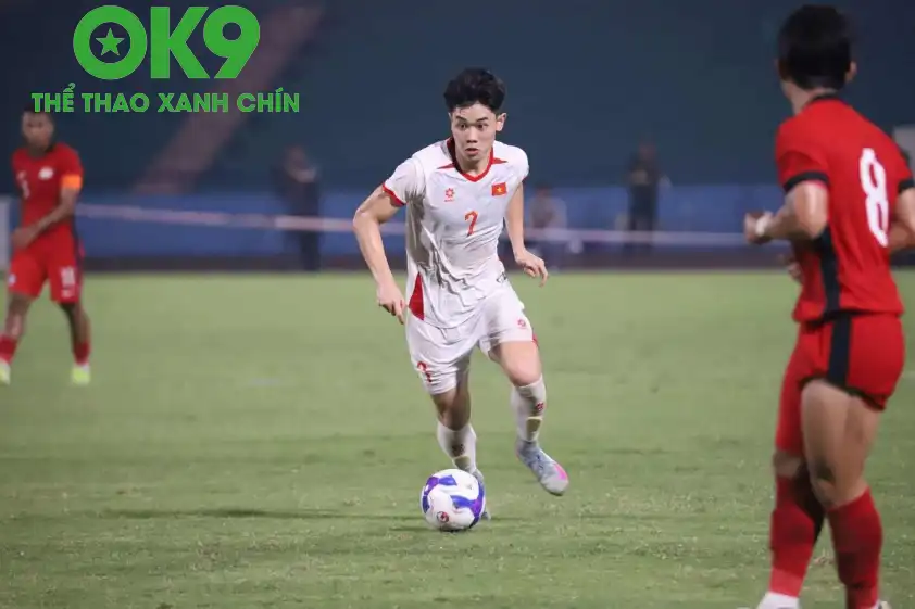 HLV U23 Singapore dành lời khen cho Đình Bắc